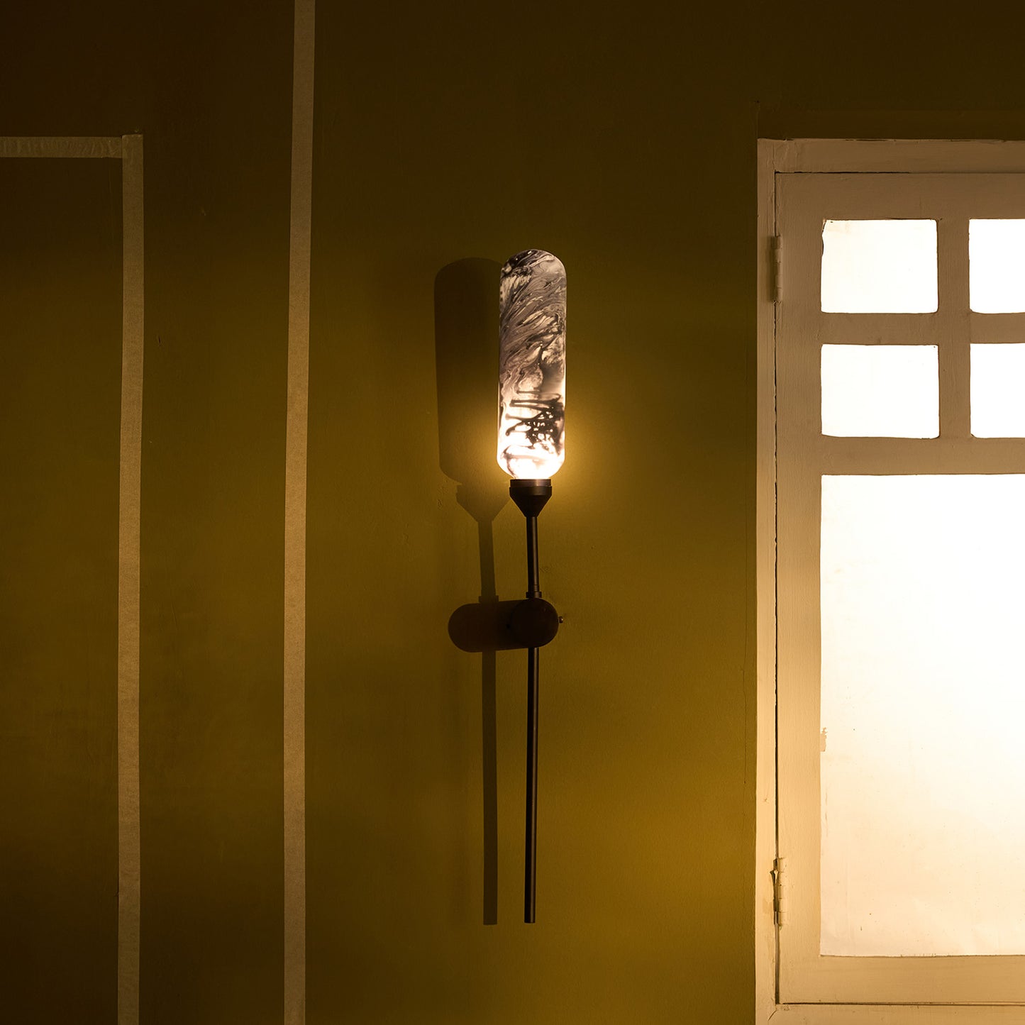 Buy Yaahvi by Nikita Bansal Kinara Oblong Outdoor Wall Lamp Black - Contemporary & Handcrafted Wall Lamps Online India