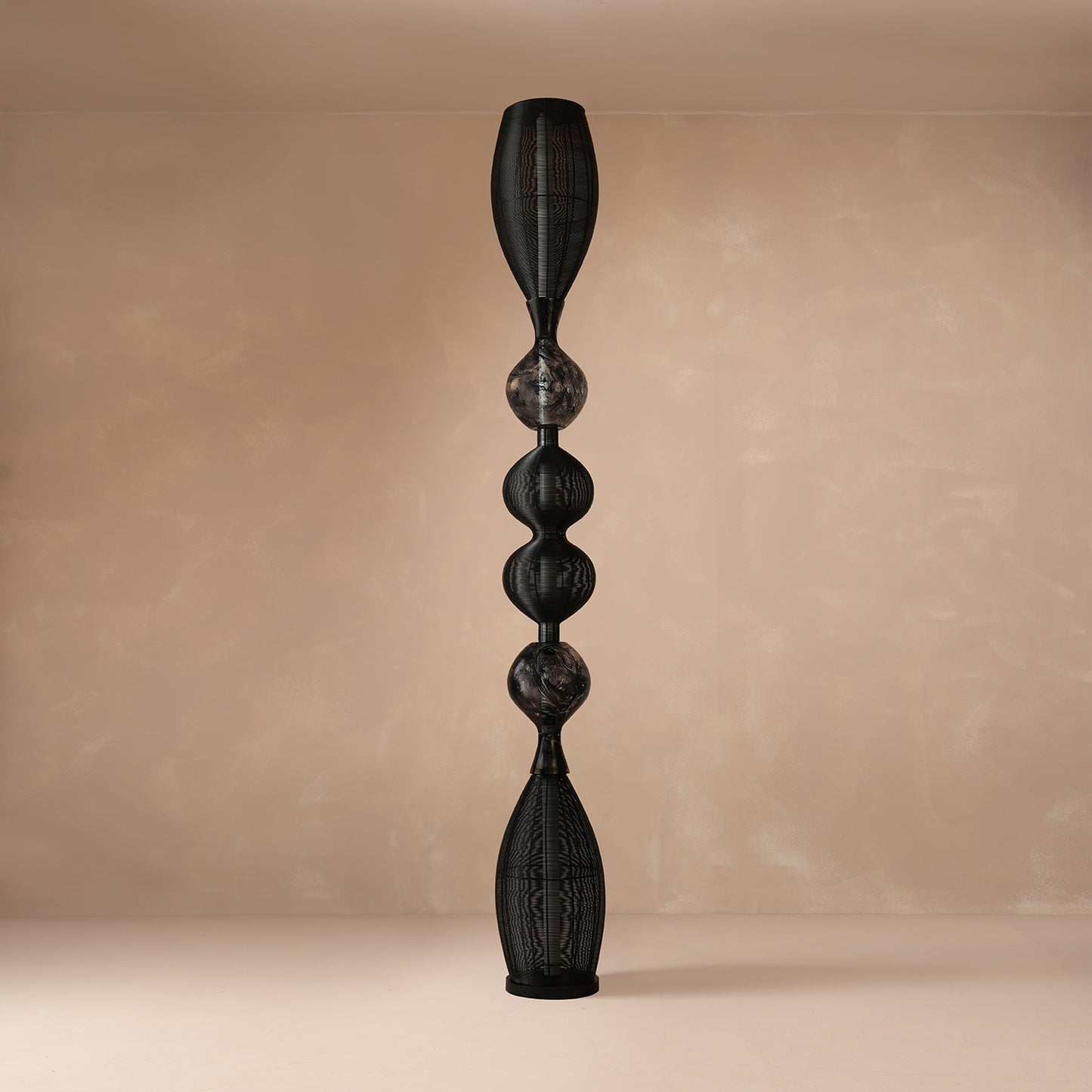 Notto Black Column Floor Lamp