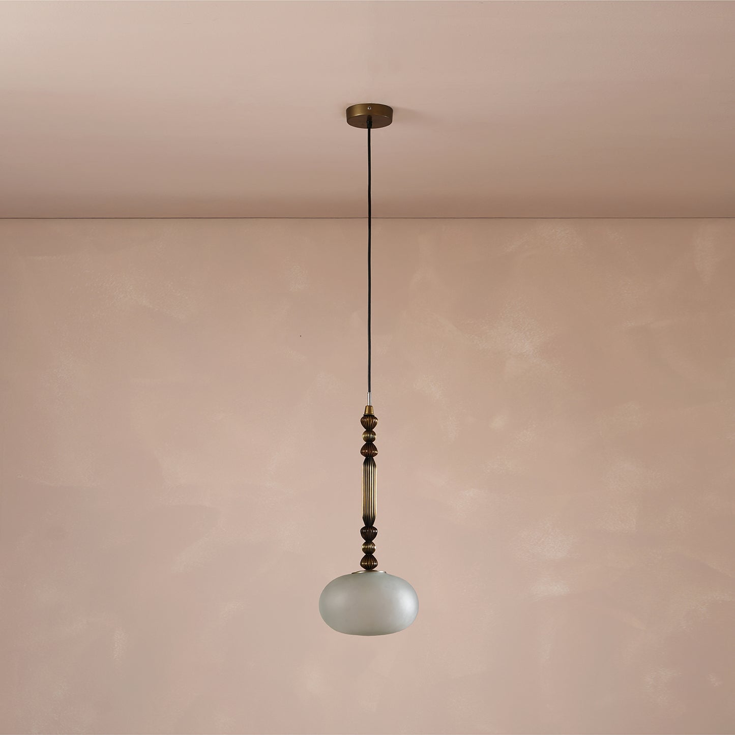 Reverie Single Hanging Lamp