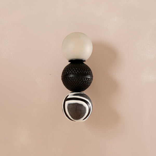Lagori Wall Lamp