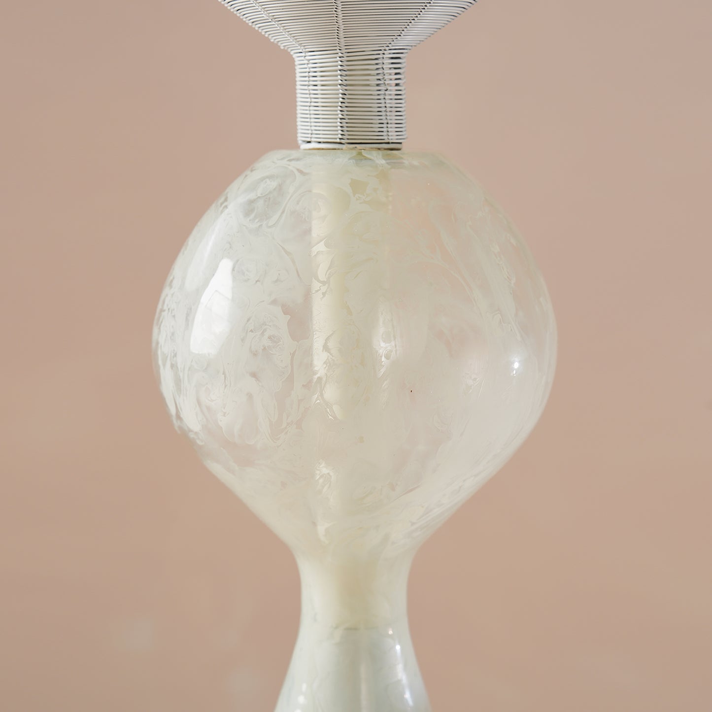 Notto White Column Floor Lamp