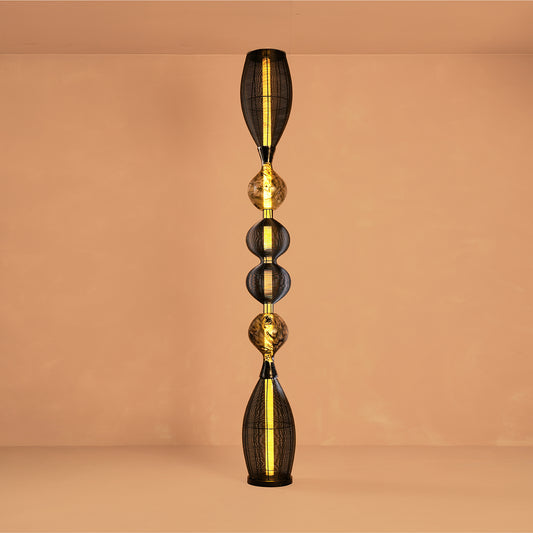 Notto Black Column Floor Lamp
