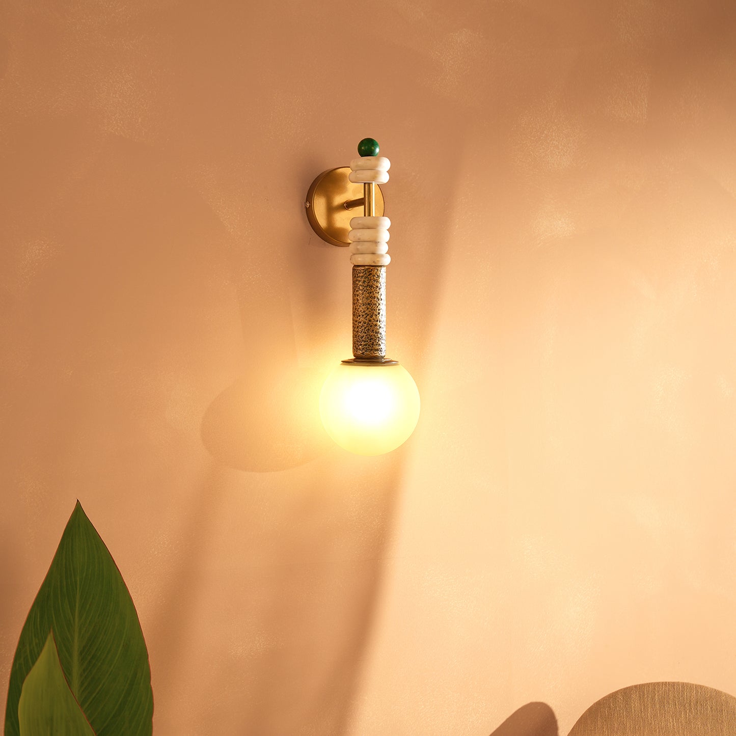 Virga Squat Wall Lamp