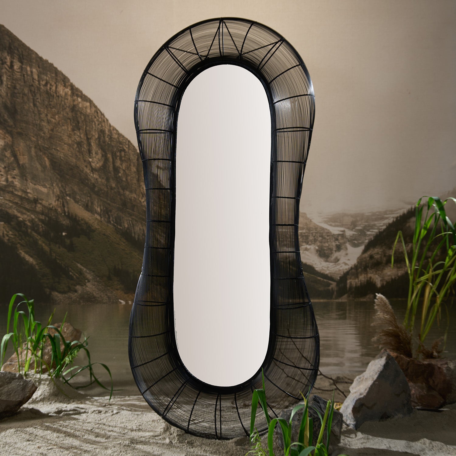 Buy Yaahvi by Nikita Bansal Midnight Black Mirror - Contemporary & Handcrafted Wall Decor Online India