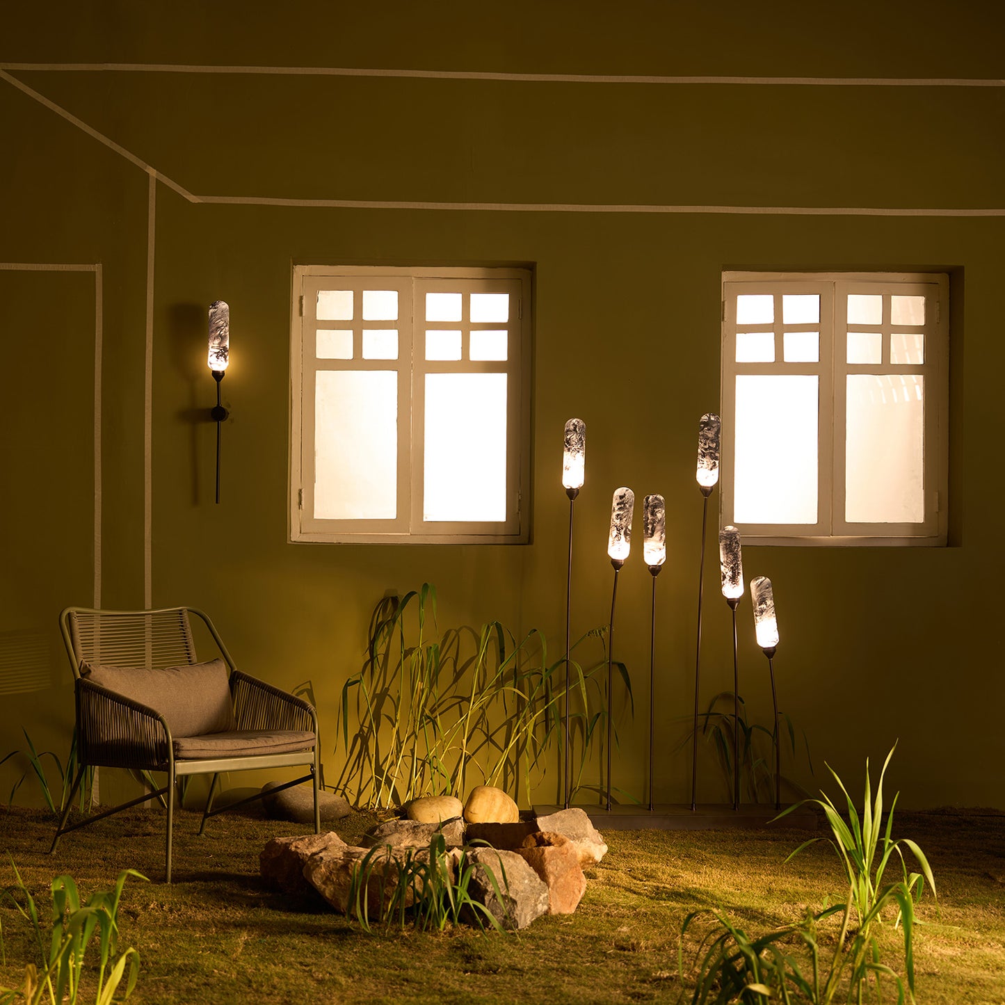 Buy Yaahvi by Nikita Bansal Kinara Outdoor Floor Lamp Black - Contemporary & Handcrafted Floor Lamps Online India