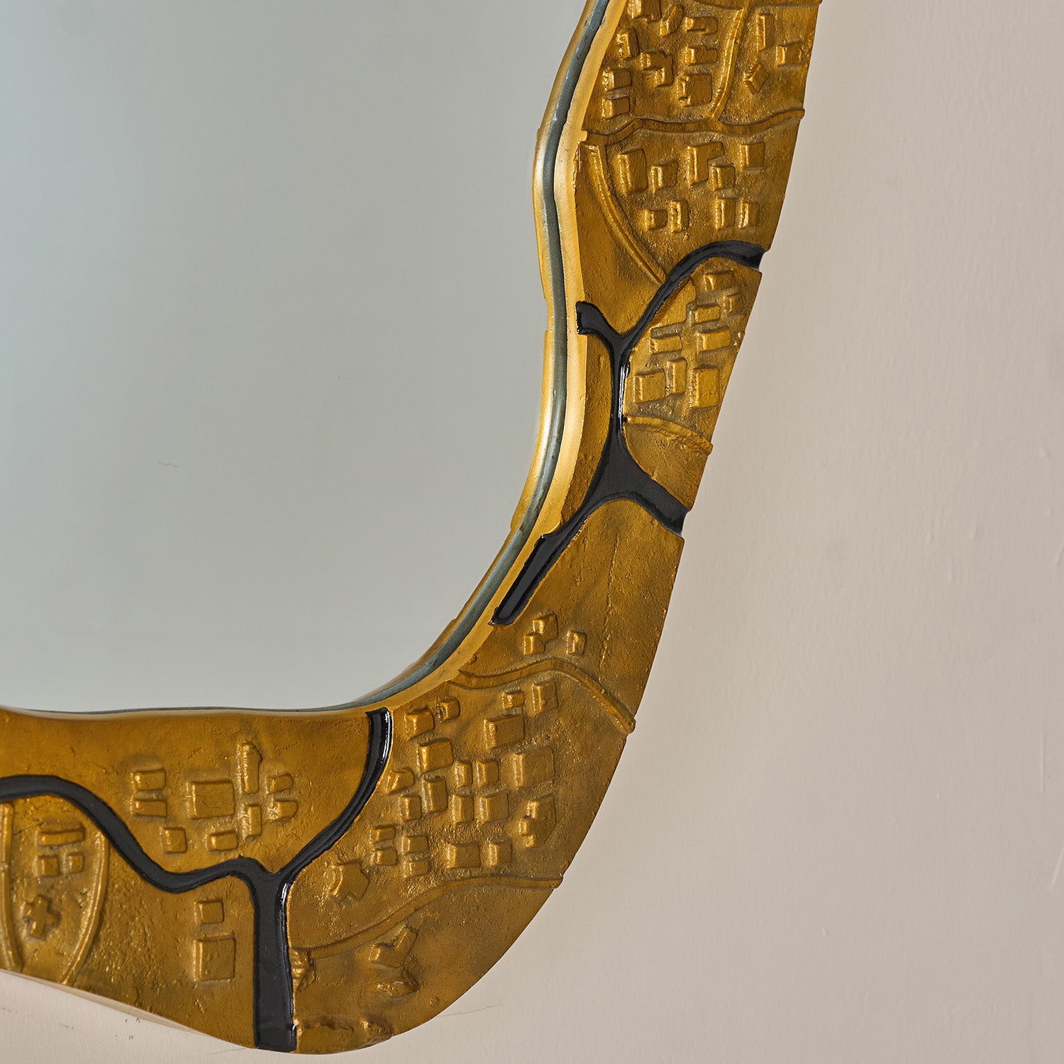 Buy Yaahvi by Nikita Bansal Kinara Mirror Medium - Contemporary & Handcrafted Wall Decor Online India