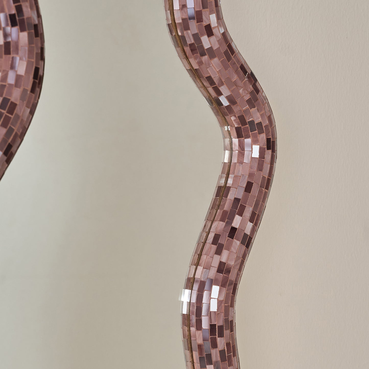 Buy Yaahvi by Nikita Bansal Reva Mirror One - Contemporary & Handcrafted Wall Decor Online India
