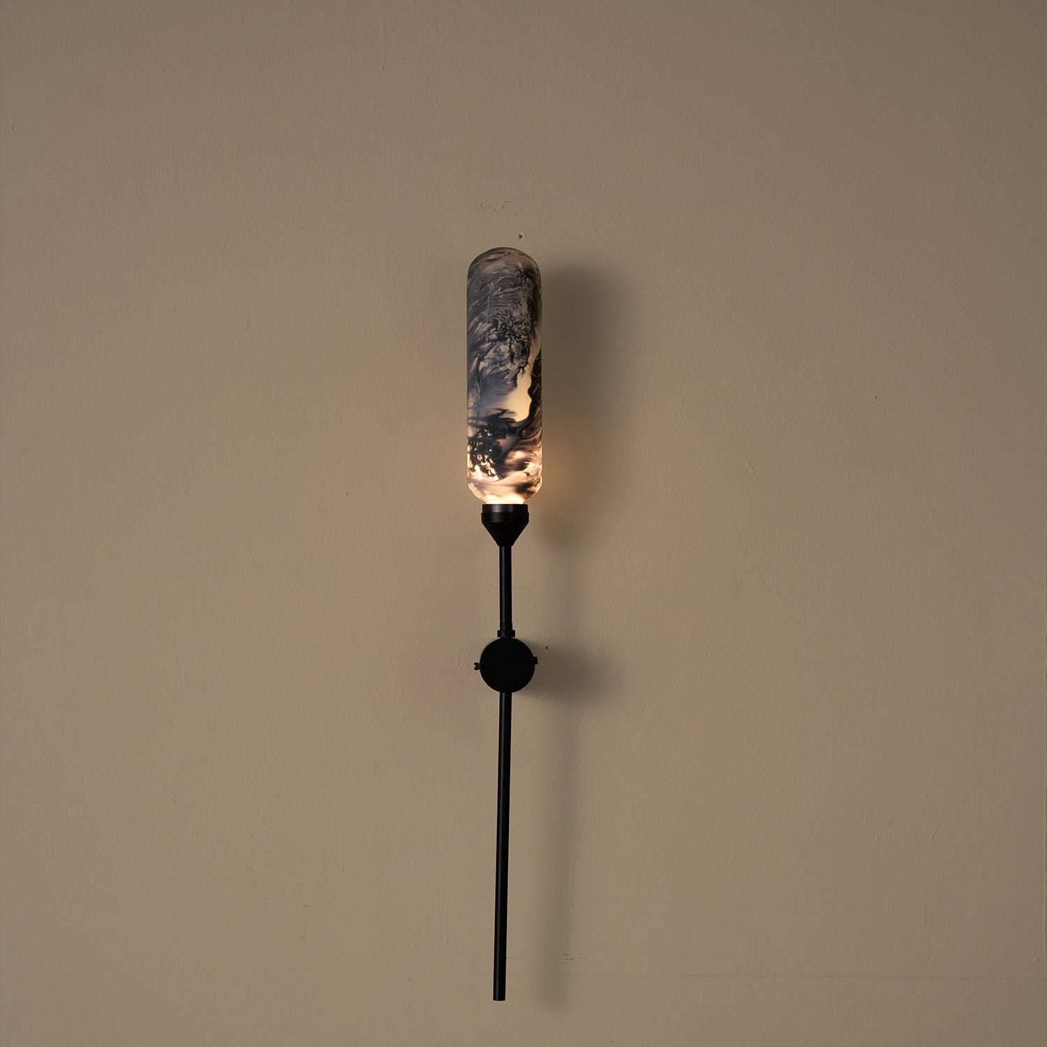 Buy Yaahvi by Nikita Bansal Kinara Oblong Outdoor Wall Lamp Black - Contemporary & Handcrafted Wall Lamps Online India